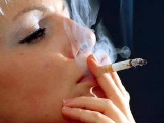 Το κάπνισμα βλάπτει σοβαρά… τα μάτια