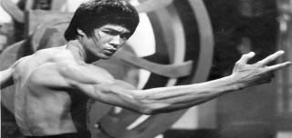 Το μυστικό της one inch punch του Bruce Lee (vid)