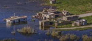 Σφεντύλι: Το χωριό της Κρήτης που χάνεται σιγά-σιγά κάτω από το νερό - Οι κάτοικοί του αρνούνται να το εγκαταλείψουν (εικονες)
