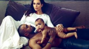 Ρατσιστικά σχόλια κατά του μωρού της Kardashian λόγω του... χρώματός του