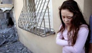 Τα συγκλονιστικά λόγια ενός 11 χρονου κοριτσιού που έχασε ΟΛΗ την οικογένειά του απο τους φονιάδες του Ισραήλ 