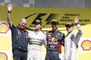 F1: Μεγάλη νίκη για τον Ricciardo στην πίστα του Spa (VIDEO)