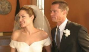 Brad Pitt - Angelina Jolie: Όσα έγιναν στον μυστικό τους γάμο!