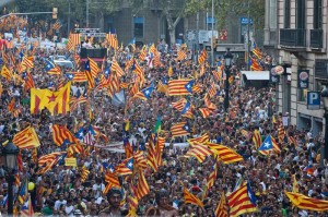 Μισό εκατομμύριο Καταλανοί στο δρόμο για ανεξαρτησία!