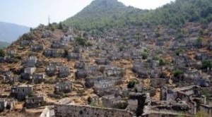 Τουρκία: Στο «σφυρί» ελληνικό χωριό-φάντασμα