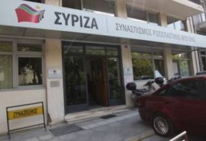 Ο ΣΥΡΙΖΑ επικρίνει το υπουργείο Οικονομικών για τη στάση του σε μεγάλες υποθέσεις φοροδιαφυγής