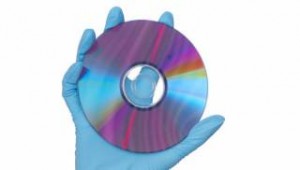 Μάθετε πώς μπορείτε να «σώσετε» τα χαραγμένα CD