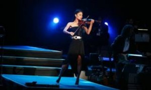 Η «βασίλισσα» του βιολιού Bανέσα Μέι επιστρέφει στην Ελλάδα