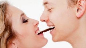 Να φάω ή όχι σοκολάτα πριν το σεξ