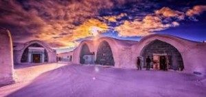 Icehotel: Το εντυπωσιακό ξενοδοχείο φτιαγμένο από πάγο [εικόνες]