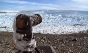 Τοποθέτησαν μια φωτογραφική μηχανή σε μια απομακρυσμένη περιοχή της Γροιλανδία και δείτε τι αντίκρισαν….