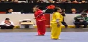 Εκπληκτική χορογραφία Kung Fu που κόβει την ανάσα - Ένα λάθος μπορεί να τους στοιχίσει τη ζωή [βίντεο]