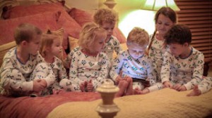 Οι έξυπνες πιτζάμες διαβάζουν παραμύθια