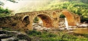 Ο μύθος της γέφυρας του διαβόλου στον ποταμό Άρδα [εικόνες]