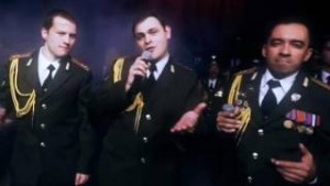 Ο Κόκκινος Στρατός τραγουδά το Happy του Φαρελ Γουίλιαμς! (VIDEO)