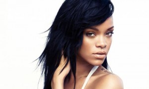 RIHANNA: Η ΑΠΑΝΤΗΣΗ ΤΗΣ ΣΕ ΑΥΤΟΥΣ ΠΟΥ ΤΗΝ ΚΑΤΗΓΟΡΟΥΝ ΠΩΣ ΚΑΝΕΙ ΚΟΚΑΙΝΗ