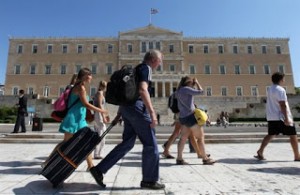 Σε κατάσταση ΣΟΚ ο τουρισμός - 90% μείωση κρατήσεων από Έλληνες [Λίστα]