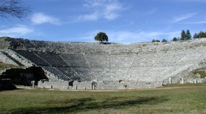 Τα αρχαία θέατρα «κουρδίζονταν» Διαβάστε πώς ...