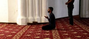 Ισλαμιστής μπήκε στο Ωδείο του Ρεθύμνου φωνάζοντας: «Εδώ είναι τζαμί - Να φύγουν τα άπιστα Ελληνόπουλα»!