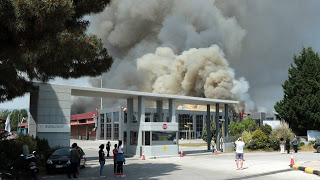 ΣΧΕΔΙΟ ΚΑΙ ΔΟΛΙΟΦΘΟΡΑ ΤΩΝ ΤΟΥΡΚΩΝ; ΤΕΡΑΣΤΙΑ ΠΥΡΚΑΓΙΑ ΣΤΗ ΞΑΝΘΗ, ΠΟΥ ΚΑΤΑΣΤΡΕΦΕΙ ΤΟ ΕΡΓΟΣΤΑΣΙΟ ΜΠΑΤΑΡΙΩΝ ΥΠΟΒΡΥΧΙΩΝ! ΕΚΚΕΝΩΝΟΝΤΑΙ 6 ΟΙΚΙΣΜΟΙ! ΒΙΝΤΕΟ