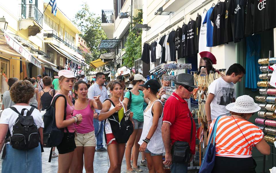 Αυξήθηκαν κατά 15,3% τα τουριστικά έσοδα το α΄ εξάμηνο